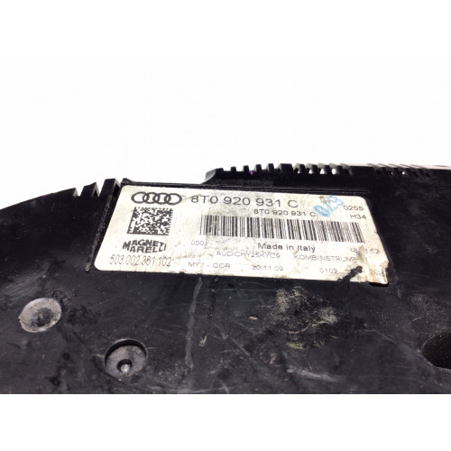 Z Audi A5 Kilometre Saati Gösterge Paneli 8T0920931C
