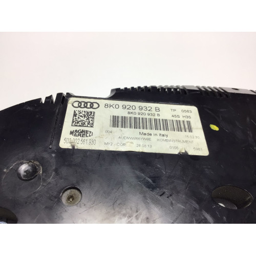 Z Audi A4 Kilometre Saati Gösterge Paneli 8K0920932B