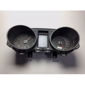 Z Volkswagen Golf 6 Kilometre Saati Gösterge Paneli 5K0920861