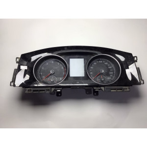Z Volkswagen Golf 7 Kilometre Saati Gösterge Paneli 5G0920861B