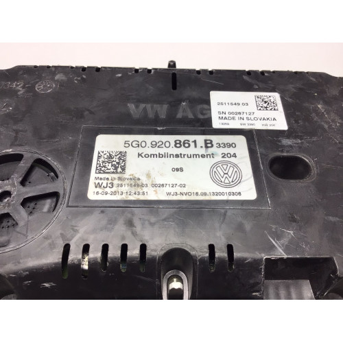 Z Volkswagen Golf 7 Kilometre Saati Gösterge Paneli 5G0920861B