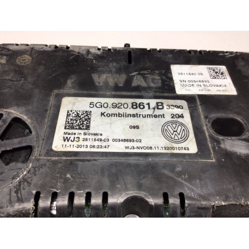 Z Volkswagen Golf 7 Kilometre Saati Gösterge Paneli 5G0920861B