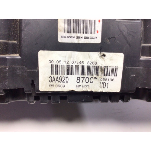 Z Volkswagen Passat B7 1.4 Kilometre Saati Gösterge Paneli 3AA920870C