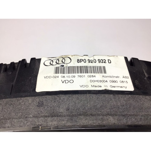Z Audi A3 Benzinli Kilometre Saati Gösterge Paneli 8P0920932D