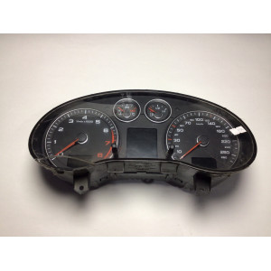 Z Audi A3 Benzinli Kilometre Saati Gösterge Paneli 8P0920932A