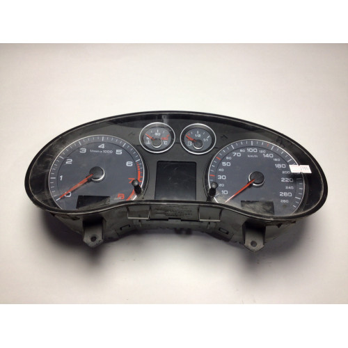 Z Audi A3 Benzinli Kilometre Saati Gösterge Paneli 8P0920932K