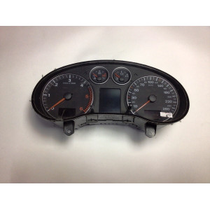 Audi A3 Kilometre Saati Gösterge Paneli 81071521 A2C53080296