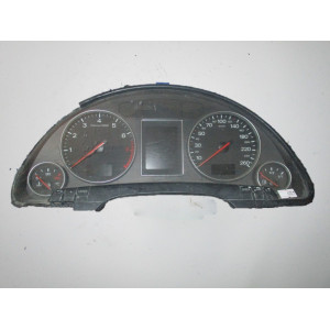 Audi A4 Kilometre Saati Gösterge Paneli 8E0920900F