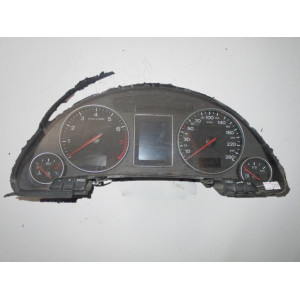 Audi A4 Kilometre Saati Gösterge Paneli 8E0920900H