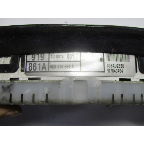 Audi A4 Dizel Kilometre Saati Gösterge Paneli 8D0919861A AU0014001
