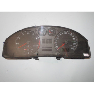 Audi A4 Kilometre Saati Gösterge Paneli 8D0919861C