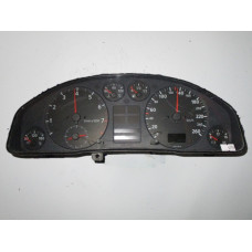 Audi A4 Kilometre Saati Gösterge Paneli 8D0919034D
