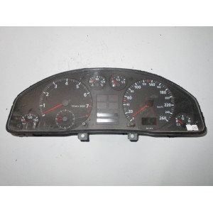 Audi A4 Kilometre Saati Gösterge Paneli 8D0919034C