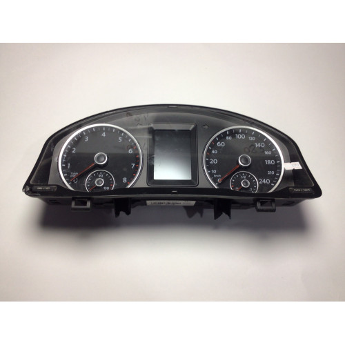 Z Volkswagen Tiguan Kilometre Saati Gösterge Paneli 5N0920873D