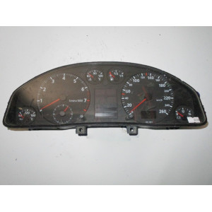Audi A4 Kilometre Saati Gösterge Paneli 8D9919033D