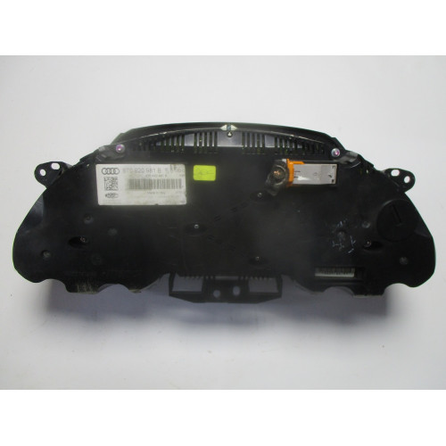 Audi A5 8T Kilometre Saati Gösterge Paneli 8T0920981B
