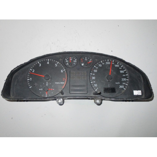 Audi A4 Kilometre Saati Gösterge Paneli 8D0919861C