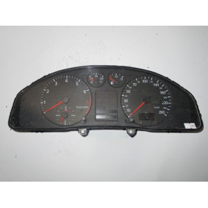 Audi A4 Kilometre Saati Gösterge Paneli 8D0919861H