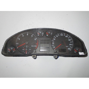 Audi A4 Kilometre Saati Gösterge Paneli 8D0919861J