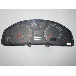 Audi A4 Kilometre Saati Gösterge Paneli 8D0919861D