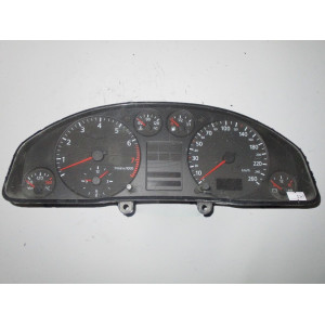 Audi A4 Kilometre Saati Gösterge Paneli 8D0919861D