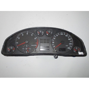 Audi A4 Kilometre Saati Gösterge Paneli 8D0919860H