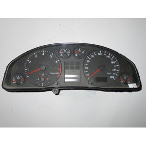 Audi A4 Kilometre Saati Gösterge Paneli 8D0919861DX