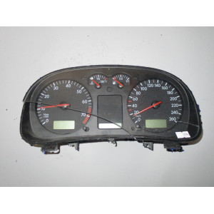 Volkswagen Golf 4 Kilometre Saati Gösterge Paneli 1J0919811A