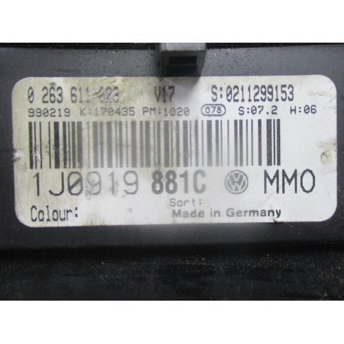 Volkswagen Gold MK4 Kilometre Saati Gösterge Paneli 1J0919881C