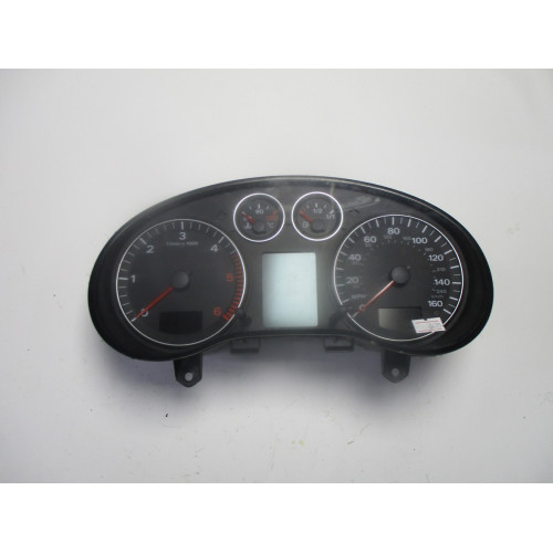 Audi A3 S3 8P 2.0 TDI Kilometre Saati Gösterge Paneli 8P0920981F