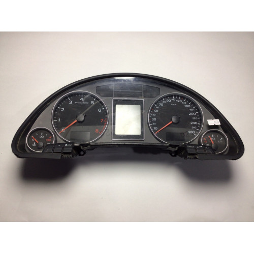 Z Audi A4 Kilometre Saati Gösterge Paneli 8E0920931A
