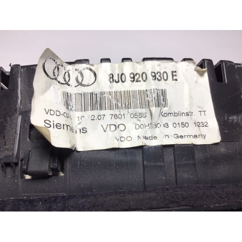 z Audi TT Kilometre Saati Gösterge Paneli 8J0920930E