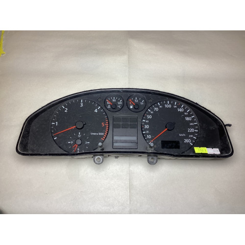 Audi A4 Dizel Kilometre Saati Gösterge Paneli 8D0919861A