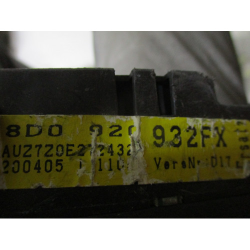 Audi A4 Dizel Kilometre Saati Gösterge Paneli 8D0920932FX