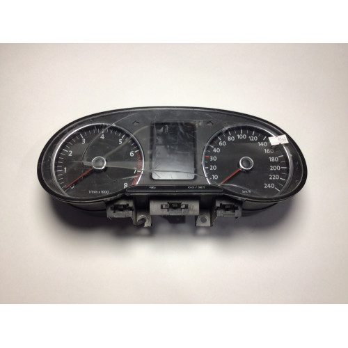 Z Volkswagen Polo Kilometre Saati Gösterge Paneli 6R0920860F
