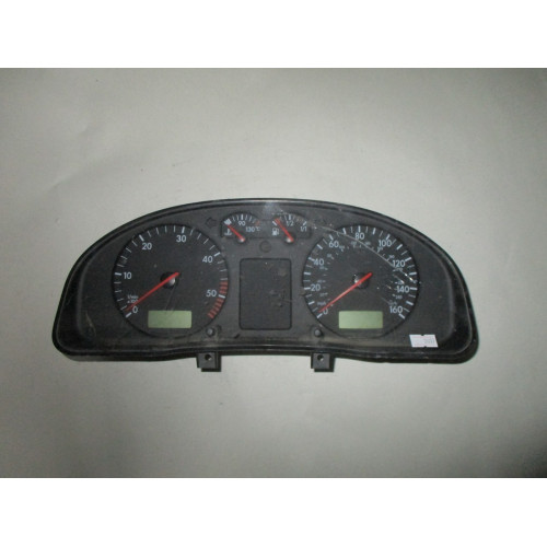 Volkswagen Passat Dizel Kilometre Saati Gösterge Paneli 3B0920902A
