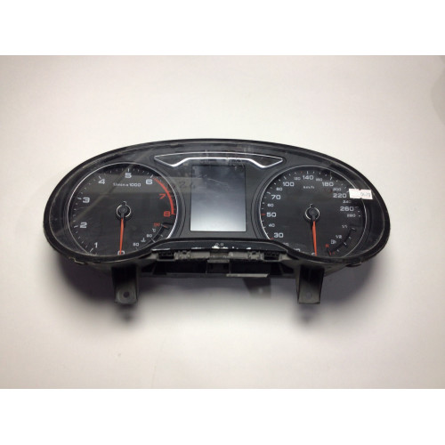 Audi A3 TFSI Kilometre Saati Gösterge Paneli 8V0920870F
