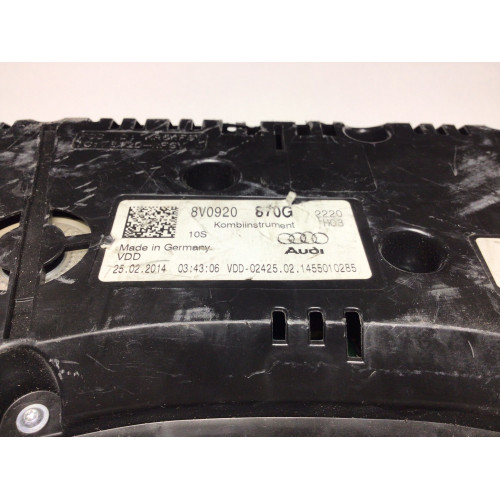 Audi A3 Kilometre Saati Gösterge Paneli 8V0920870G