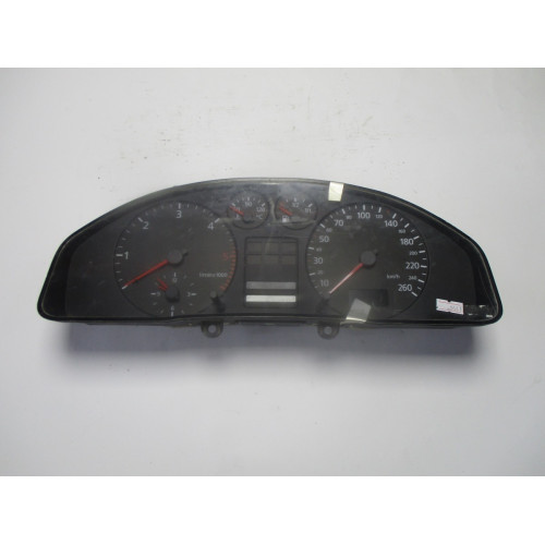 Audi A4 Kilometre Saati Gösterge Paneli 8D0919861F