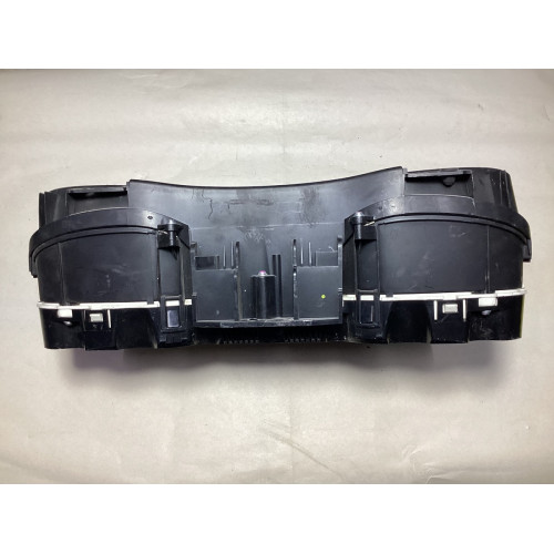 Audi Q3 1.4 TSI Gösterge Paneli Kilometre Saati 8U0920940G