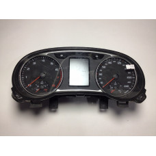 Audi A1 Kilometre Saati Gösterge Paneli 8X0920930G