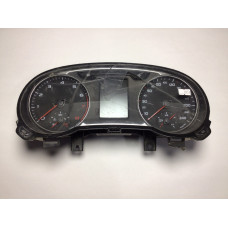 Audi A1 Kilometre Saati Gösterge Paneli 8X0920930C