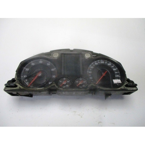 Volkswagen Passat Kilometre Saati Gösterge Paneli A2C53194181