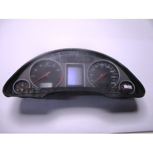 Audi A4 Kilometre Saati Gösterge Paneli 8E0920900L
