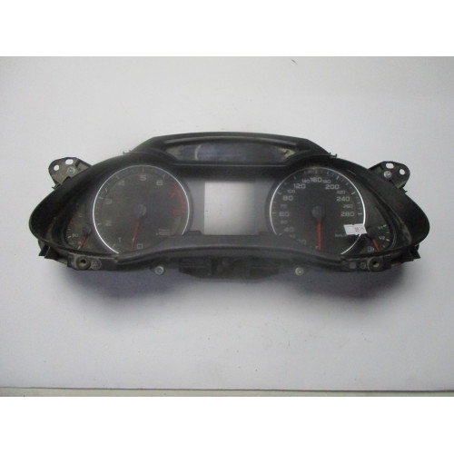 Audi A4 Kilometre Saati Gösterge Paneli 8K0920930A