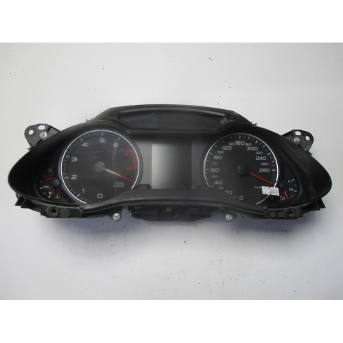 Audi A4 Kilometre Saati Gösterge Paneli 8K0920930B