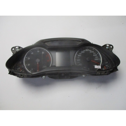 Audi A4 Kilometre Saati Gösterge Paneli 8K0920930B