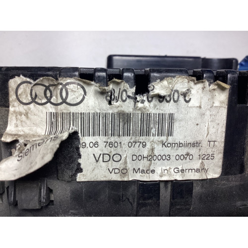 Audi TT Kilometre Saati Gösterge Paneli 8J0920930C