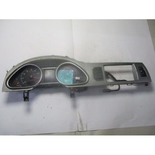 Audi Q7 Kilometre Saati Gösterge Paneli 4L0920930S