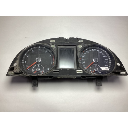 Volkswagen Passat B7 Kilometre Saati Gösterge Paneli 3AA920870H